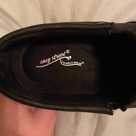 Brand new Easy Street Bennett booties - Picture 2 of 5